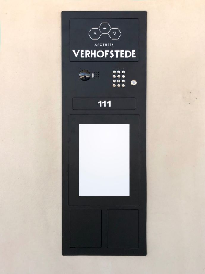 Pharmasafe doorgeefsysteem met afhaallockers